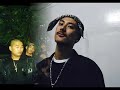 o-dogg:
ilibing sa lupa ang mga sosyal
eto na ang supulturero at hindi na magtatagal
mga naka-giordano pantalon ay girbaud
kaysarap pukpukin ng mikropono yo paingles-ingles
kapag sila'y nagkikita payabangan ng pantalon
pare-pareho naman sila, aminin katok mga 