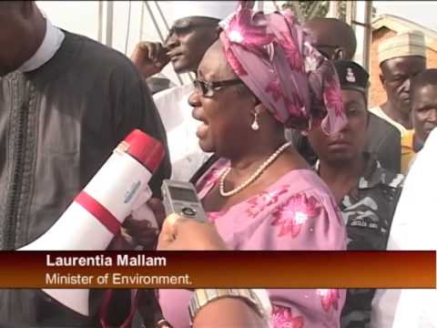 Environment Minister Takes Green Wall Campaigns To Villages item-thumbnail
