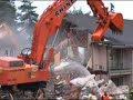 Crews demolish the Paragon Hotel Crews demolish the Paragon Hotel