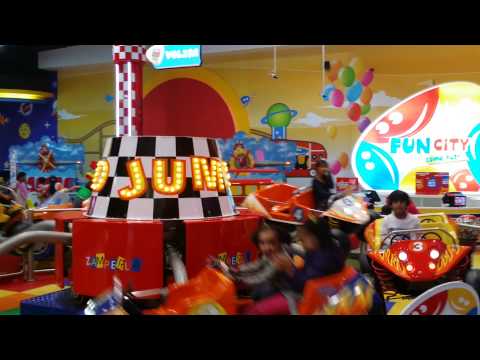 Fun city, Century Mall