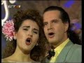 Konstantinos Paliatsaras sings with Bessy Malfa