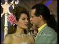 Konstantinos Paliatsaras sings with Bessy Malfa