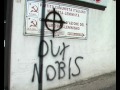 A ISCHIA IMBRATTATE LE TABELLE DEL PCIML CON CROCI CELTICHE E FRASI FASCISTE