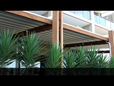 Fleetwood Retractable Roof by Viva Sunscreens