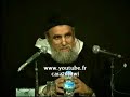 د الشاهد البوشيخي مفهوم الخير في القرآن الكريم 01casa2008_casa@hotmail.comولد سنة 1945 بالحريشة (قرية ابا محمد). اشتغل أستاذا محاضرا بكلية الآداب والعلوم الإنسانية بفاس.له كتابات بمجموعة من المنابر: آفاق، مجلة كلية الآداب بفاس، الهدى، مجلة المسلم المعاصر التي يصدرها المعهد العالي للفكر الإسلامي وبمجلة المشكاة.من إصداراته:- مصطلحات نقدية وبلاغية في كتاب البيان والتبيين للجاحظ- مصطلحات النقد العربي لدى الشعراء الجاهليين والإسلاميين: قضايا ونماذج فضيلة الأستاذ الدكتور الشاهد البوشيخي ـ حفظه الله ـ مدير معهد الدراسات المصطلحية بفاس ورئيس وحدة القرآن والحديث بالدراسات العليا بجامعة محمد بن عبد الله بفاس/ المغرب، مَعْلَمة حية نابضة بهموم العلم والثقافة ليس في الواقع المغربي فقط، وإنما في واقع الأمة الإسلامية. له عدة إسهامات في تحريك الحس الحضاري، وإيقاظ الشعور الجماعي للأمة من خلال ما يكتب وما يحاضر به في المحافل الثقافية والعلمية. إن الذي يتدبر خطاب الرجل في كل ما يكتب وما يقول يشدُّه هذا التفكير والنظر الطويل في البحث عن أسباب وعلل الأزمات المحدقة بالأمة، واقتراح الحلول والعلاج لها، ويأسره هذا التعبير المتين والأسلوب الرصين الذي يختزل المعاني الكثيرة في الألفاظ القليلة وهو يقبس من القرآن الكريم ومن البلاغة العربية. والأستاذ البوشيخي إلى جانب ذلك كله داعية إسلامي قدير يحمل همَّ الدعوة إلى الله، ويسعى إلى استرداد ذات الأمة المهربة، وحمل أبناء الإسلام على الرضاع من لبنه الخالص بتصور شامل يستوعب فقه الدين وفقه الواقع، ويتسلح بالعلم والعمل. إننا بحق أمام رجل وهبه الله ـ عـز وجـل ـ من الطاقات والملكات، ناهيك عن تواضعه الجم وخلقه الرفيع الذي يشهد له بالقدوة والحكمة. أن تدخل إلى رحاب عقل العلاَّمة الدكتور الشاهد البوشيخي فأنت تفتح عينيك على مدى مساحة الأفق الرحب الذي يختزن عمق الرؤى وشمولية التطلعات صوب الحياة والإنسان... صوب الأفكار الأصيلة المنبثقة من القرآن الكريم والسنة النبويةحوار مع الدكتور الشاهد البوشيخي حول: المضامين التنموية للثقافة الإسلاميةالرابطhttp://www.albayan-magazine.com/conversations/conv-18.htmأيام في فاسبقلم الدكتور محمد موسى الشريفالرابطhttp://www.altareekh.com/new/doc/modules.php?name=Content&pa=showpage&pid=1500&comm=1الدكتور الشاهد البوشيخي: المنهج مشكلة أمتنا الأولى! الرابطhttp://haras.naseej.com/Detail.asp?InNewsItemID=149819الدكتور الشاهد البوشيخي مدير معهد الدراسات المصطلحية بفاسيلقي محاضرة بجمعية النبراس الثقافيةتحت عنوان نظرات في مستقبل الهوية الإسلامية في ظل منظومة العولمةيوم السبت 8 دجنبر 2007  الرابطhttp://anibrass.ifrance.com/