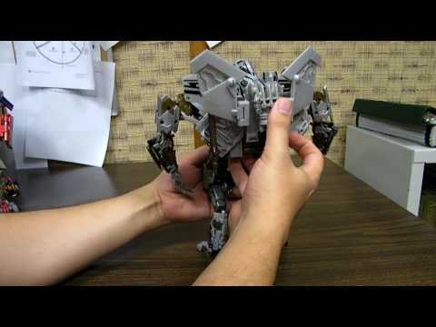 Starscream - A look at this Awesome version of Starscream from the live-action films!