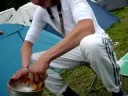 Dour 2008. Gil et sa casserole.