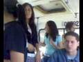 cantando en el peiser