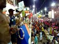 andr� lelis falando com a galera do camarote da alegria