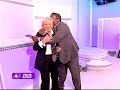 les premi�res minutes de l'anniversaire surprise de magloire. la suite sur pelle & rateau mercredi 10 juin!