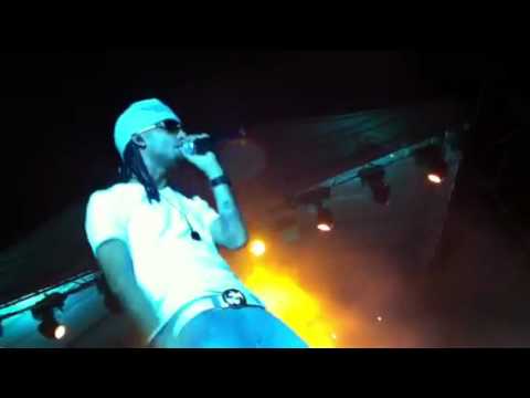 Arc&aacute;ngel @ Margarita Reggaeton Fest (Live) (2011) -
