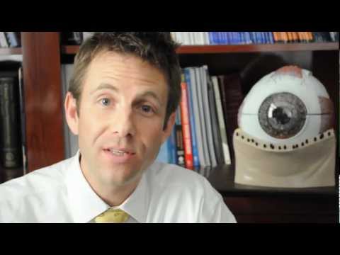 how to patch eye for corneal abrasion