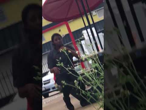 Checkers Drive In - Manager was arguing with me
