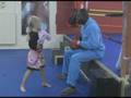 Aleysha Smol met Eric Pinas op de pads