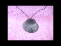 Como hacer  un simple collar usando una concha marina