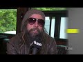 I liked a @YouTube video http://t.co/IWNLs9C0 Rob Zombie Saw a Fan's Brains - Tour Stories