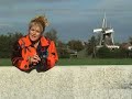 Zangeres buikdanseres Tineke Rouw met een clip van het nummer 