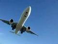 Air France 777-300ER Very low Landing (like St. Maarteen)