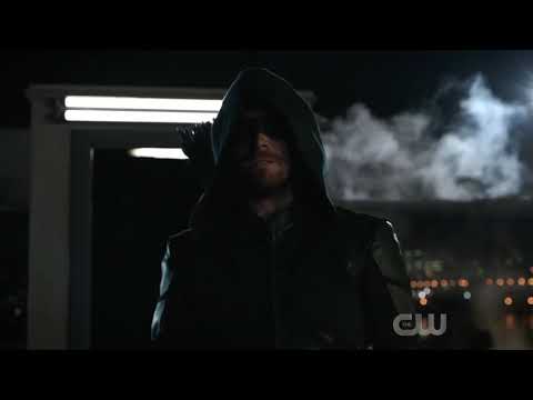 Arrow salva glades de outra Terra - Arrow 8x01(HD)