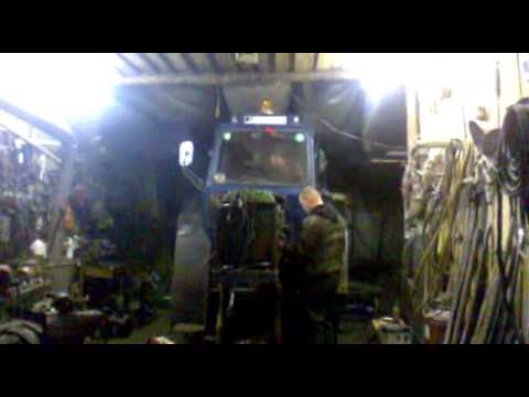 Mtz82 - traktoriaus kurimas.