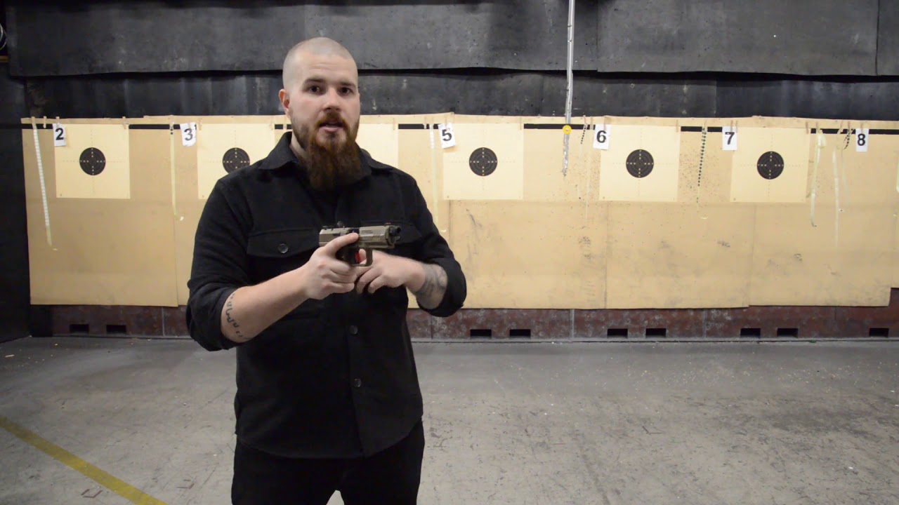 Pistoolilla tähtääminen