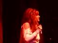 Vivian Caoba canta COMO UNA LOBA en En Plan Travesti Final