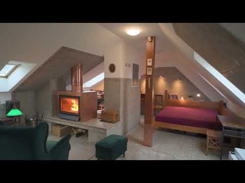 Video Prodej krásného mezonetové bytu, ul. U Vlachovky, Praha 8 - Libeň