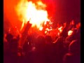 Marsch zum Spiel 1. FC Köln - VFL Bochum + Bengalo unter einer Brücke