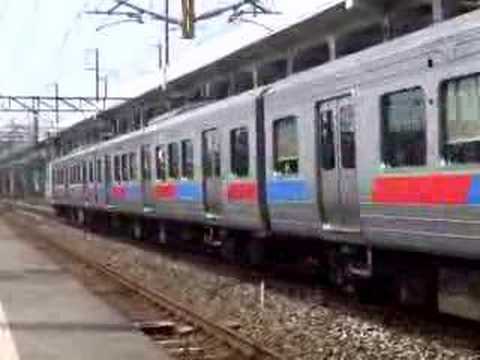 ８１３系＋８１１系　西小倉駅到着