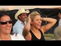 Shakira Tour Blog 25: Donkey Race, Mexico