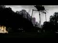 videos de Tripod plane crash scene