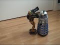 Robonova-1 vs Dalek (Slowmo) Robonova-1 vs Dalek (Slowmo)