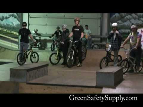 BMX BIKES TRICKS STUNTS CRASHES