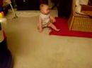 Valentina gateando/ Valetina is crawling Valentina gateando/ Valetina is crawling