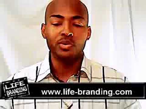 how to define swagger