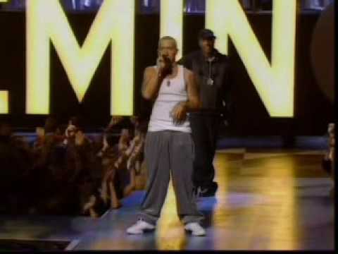 eminem - Eminem - The Real Slim Shady + The Way I Am - Live At The MTV Music Awards.