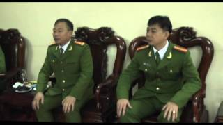 Đ.c Nguyễn Anh Tú, PBT Thành ủy, Chủ tịch UBND thành phố thăm, tặng quà các đơn vị trực Tết