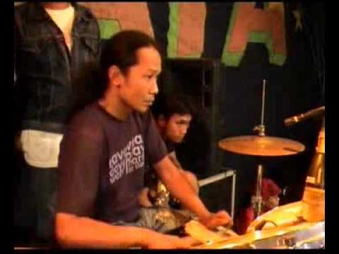 MONATA-TAK DAPAT TIDUR MONATA-TAK DAPAT TIDUR