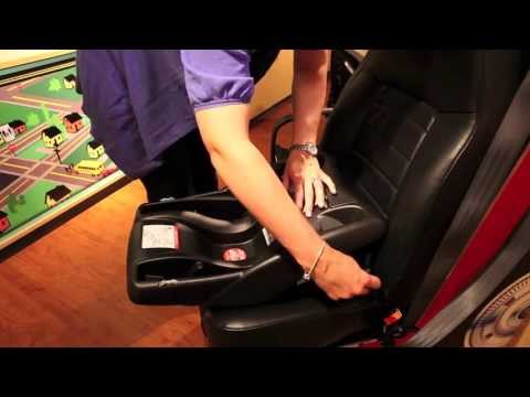 how to fasten rear facing car seat