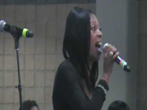 April Nevels- Krazy Praize.MOD April Nevels- Krazy Praize.MOD