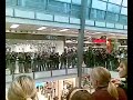 Flashmob Karlsruhe Seifenblasen Oktober 2008http://www.flashmob-karlsruhe.de(Video von http://cratoo.de)
