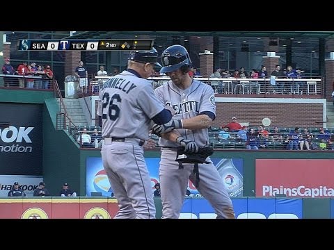 Video: SEA@TEX: Franklin triples for first hit of season