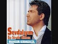 COk süper bir parca. Cok büyük anilari var bende. Birzamanlar Kankamla dinlerdim. Bizi Anlatirdi.Ama Mahsunun dedigi gibi, yenildik zalim hayata. Baskalarinin Lafiyla bitti hersey. Damar Cocouken ne düsler Kurardik seninle, masmavi bir dünya cizerdi seninle, mutluluk icinde, Umut icinde sevgi icinde, Hatirlarmisn be ArKADAS