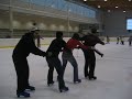 zizou y la bandia patinando
