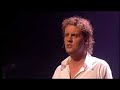 Scène uit het cabaretconcert 'Hitsig!' van Veldhuis & Kemper!