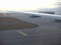 singapore airlines landing in seoul