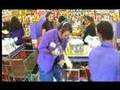 Zane Lamprey baggin' groceries...