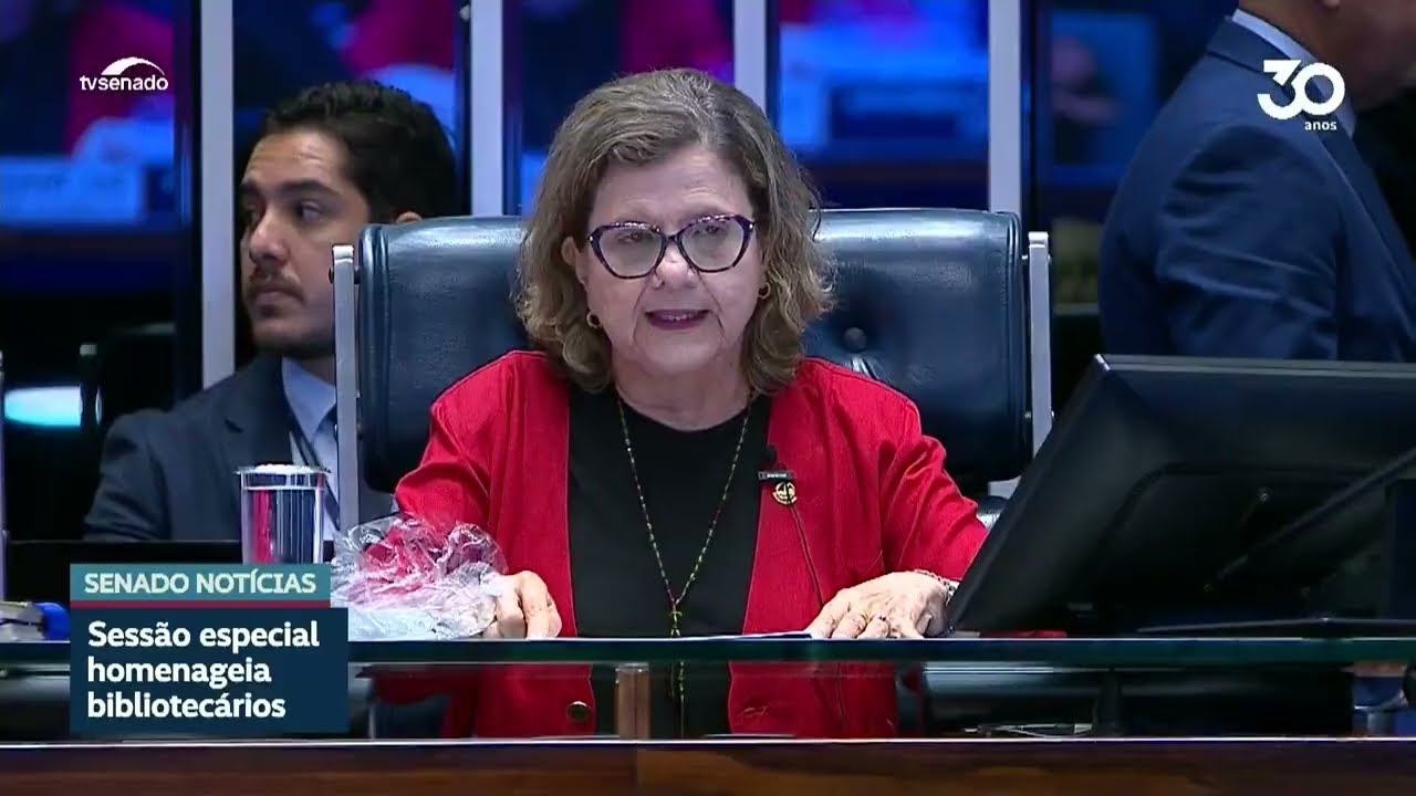 Homenagem no Senado marca 60 anos da regulamentação da profissão de bibliotecário