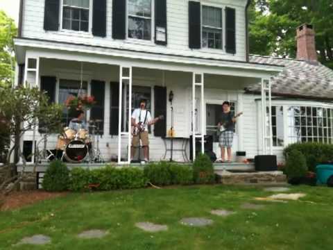 shiroo69 - Ben, Eric, and Max playing Drive by Incubus.
