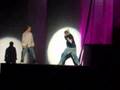 Nick Carter shakin that ass